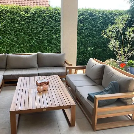 Spacious With An Outdoor Pool In Willa